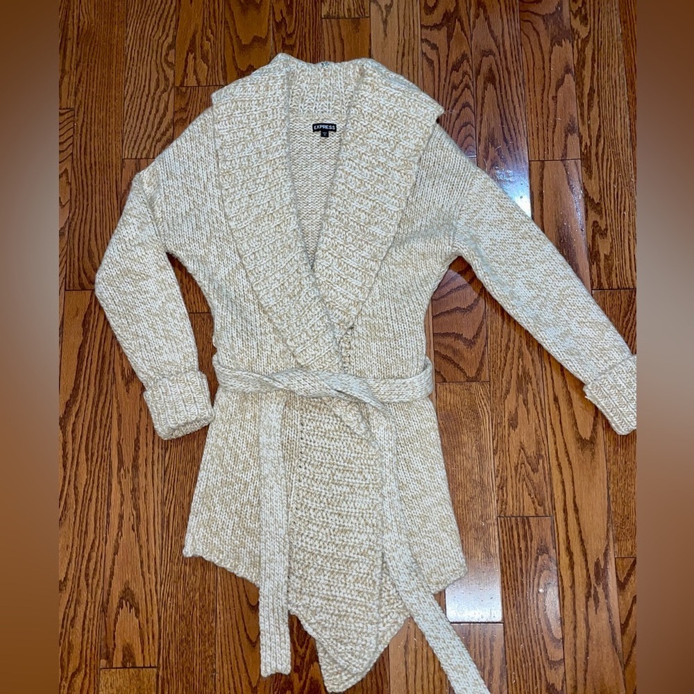 Express size small tan belted wrap sweater with fur collar - Picture 5 of 9